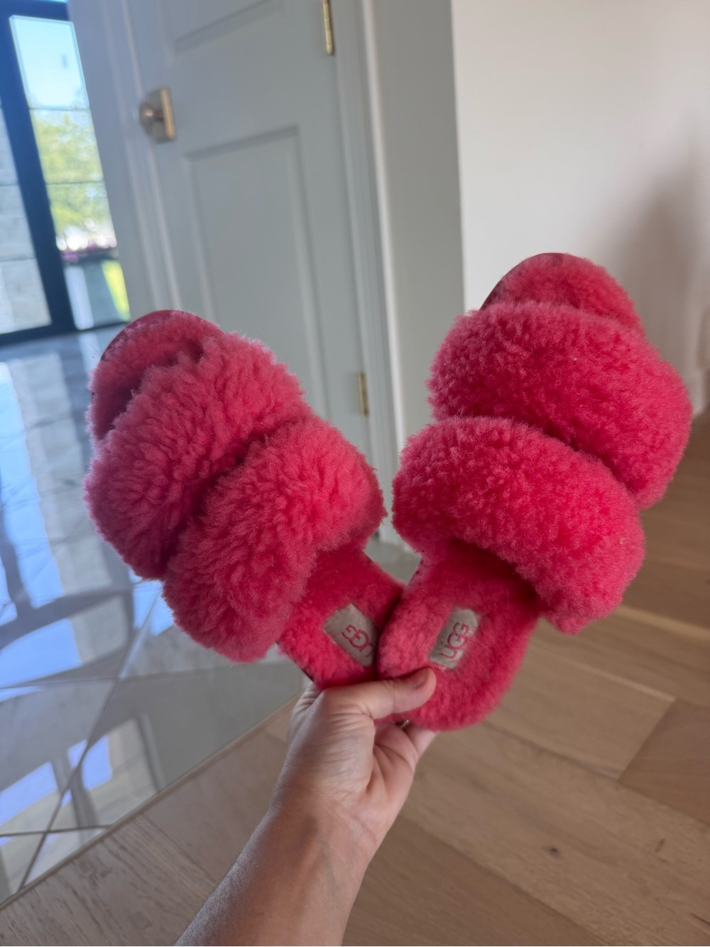Maxi curly slipper